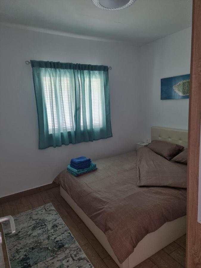 Villa ,,Sea Breeze,, - Home By The Sea เนอา อันคิอาลอส ภายนอก รูปภาพ