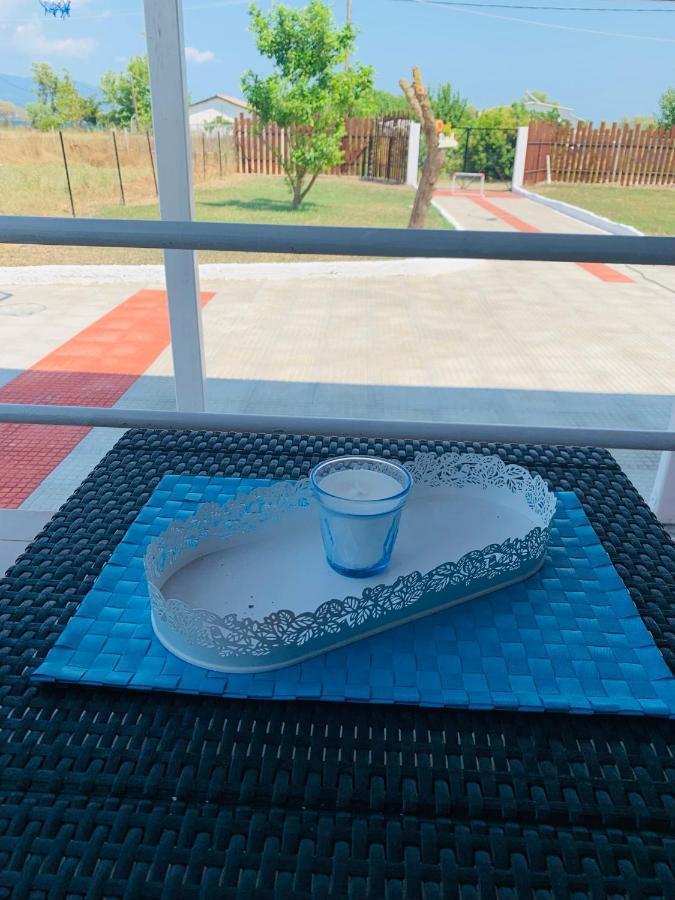 Villa ,,Sea Breeze,, - Home By The Sea เนอา อันคิอาลอส ภายนอก รูปภาพ