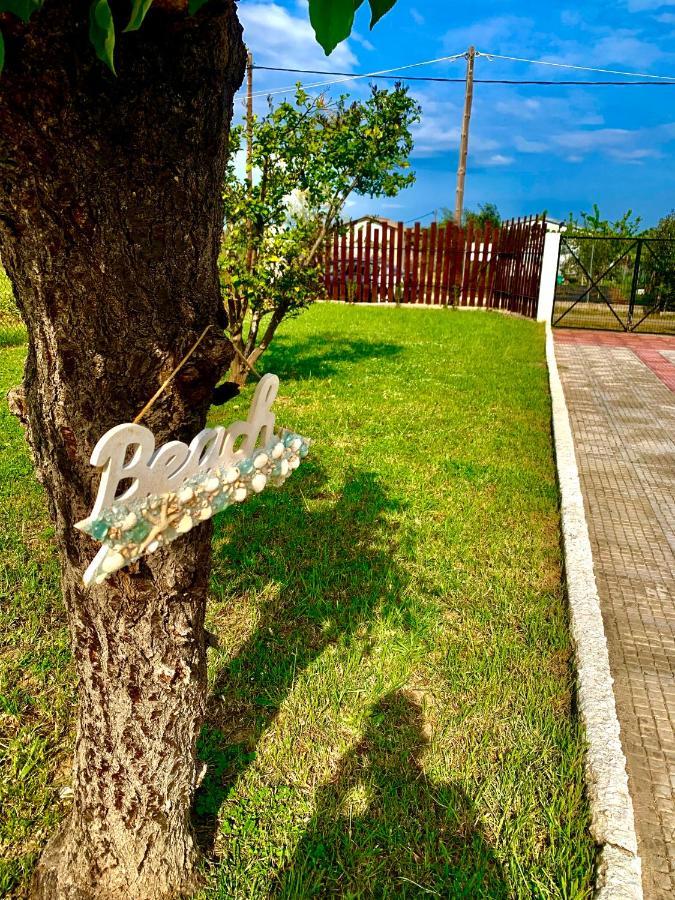 Villa ,,Sea Breeze,, - Home By The Sea เนอา อันคิอาลอส ภายนอก รูปภาพ