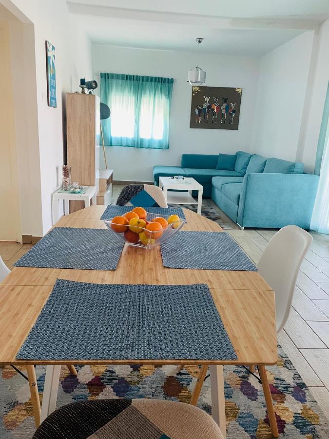 Villa ,,Sea Breeze,, - Home By The Sea เนอา อันคิอาลอส ภายนอก รูปภาพ